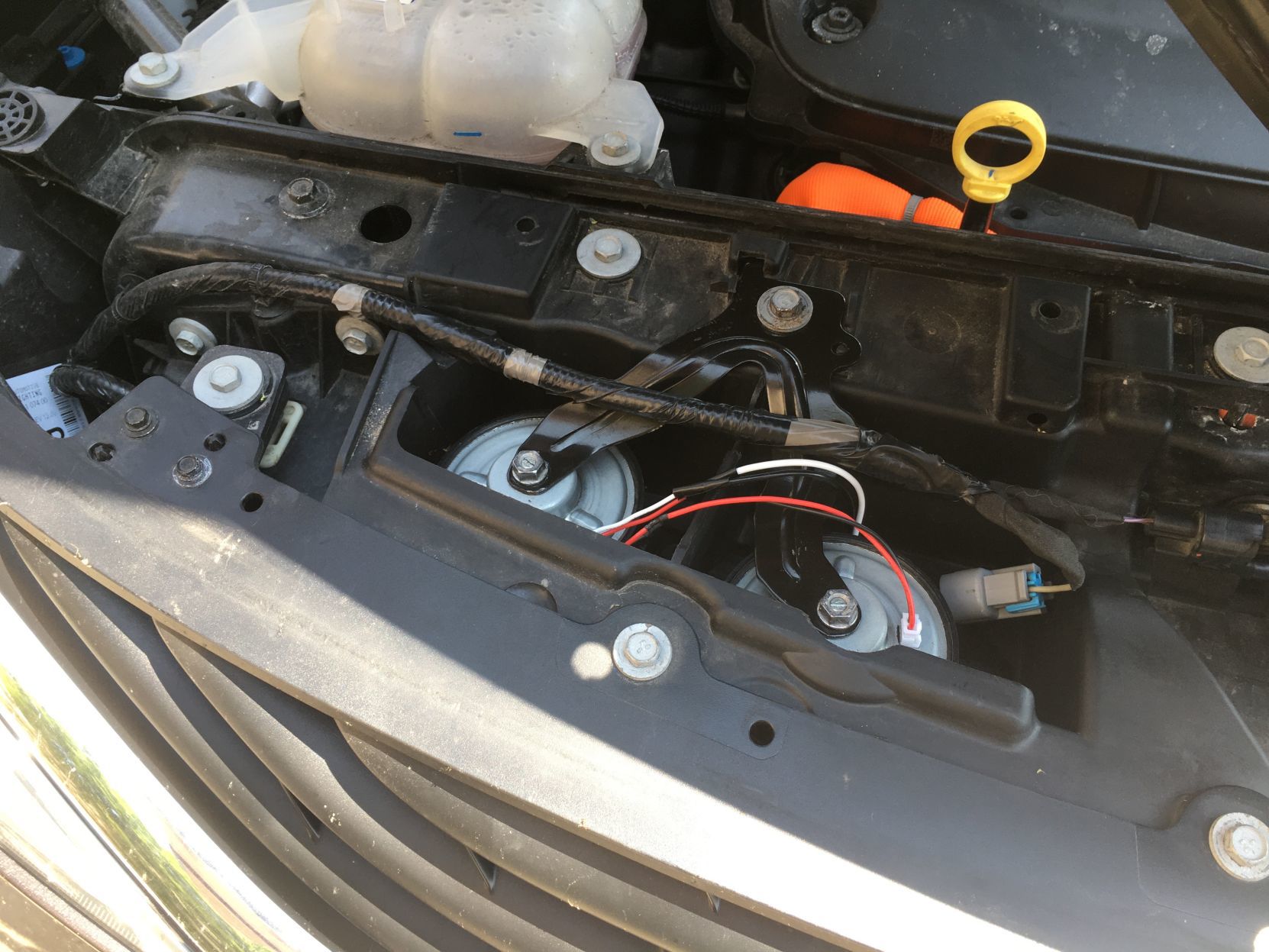 Smart Horn in car